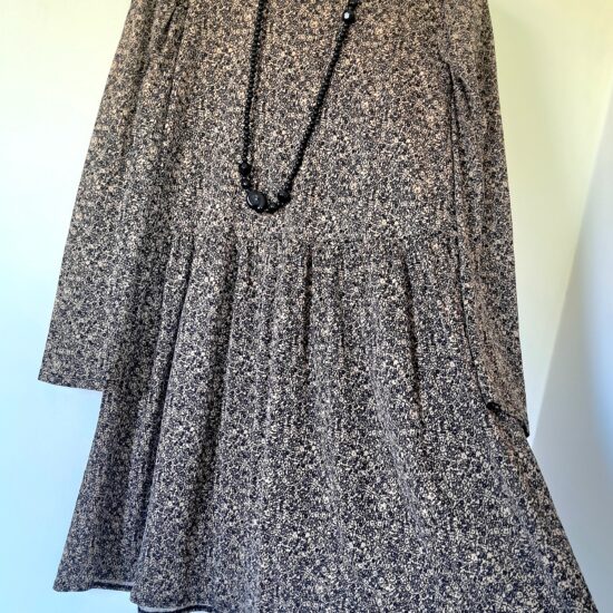 Adorable petite robe volantée