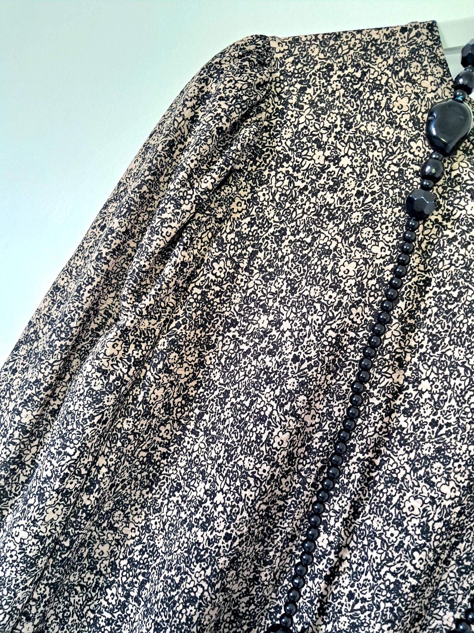 Adorable petite robe volantée - Image 9