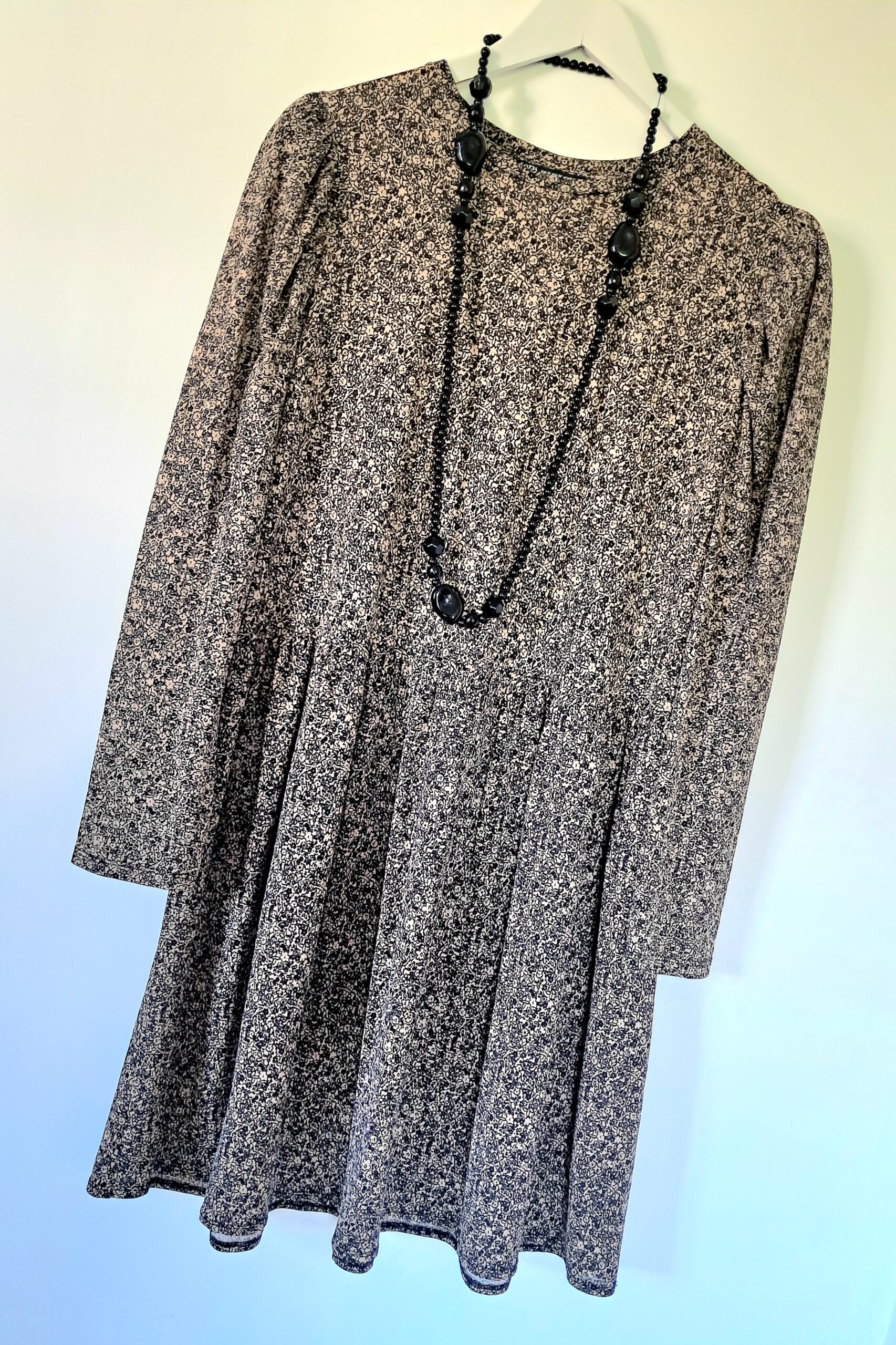 Adorable petite robe volantée - Image 2