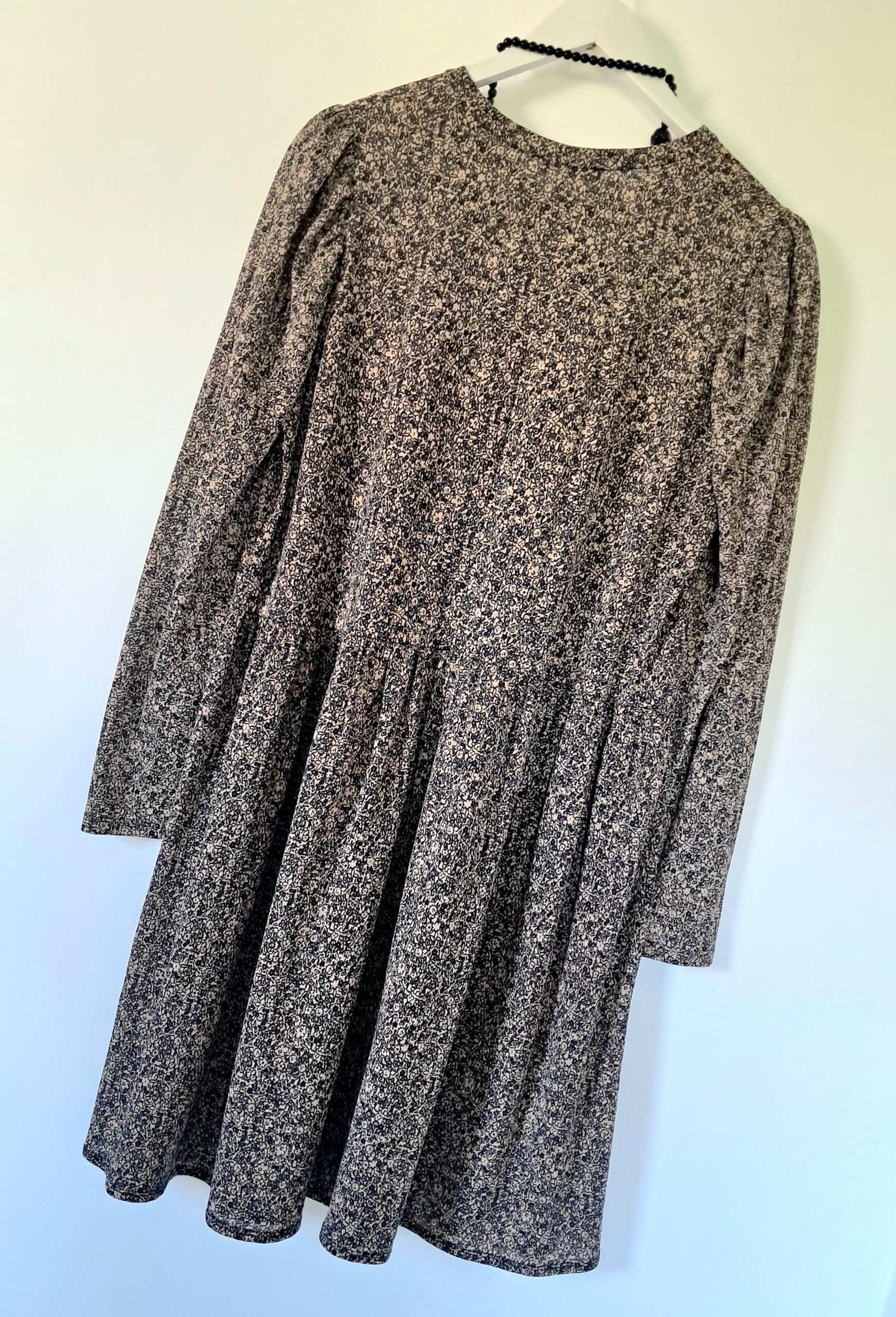 Adorable petite robe volantée - Image 11