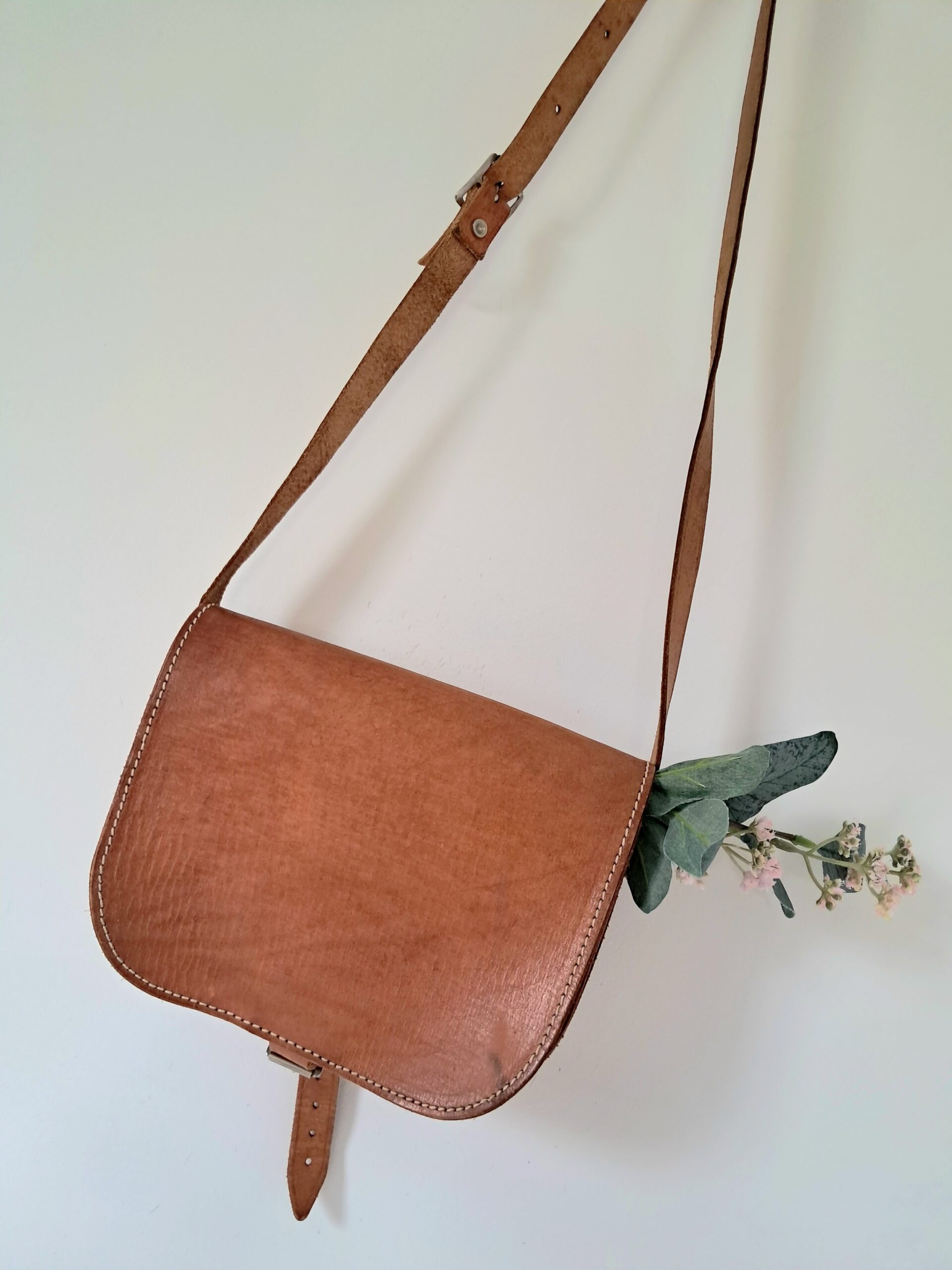 Magnifique besace vintage en cuir - Image 5